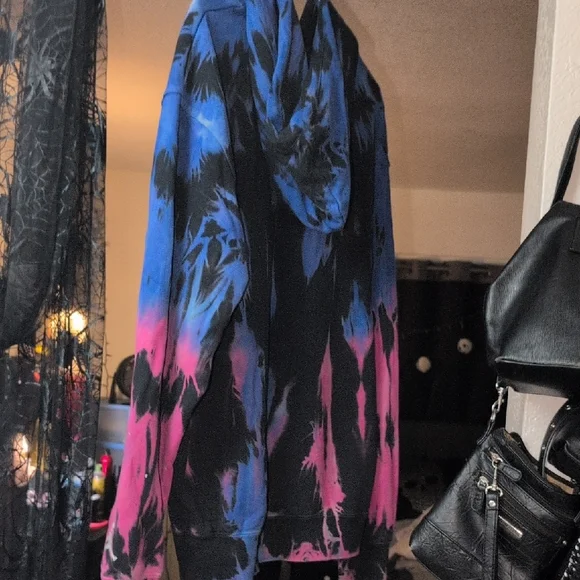 Jordan Men's Tie-Dye Hoodie - Black, Blue, and Pink - Picture 7 of 7